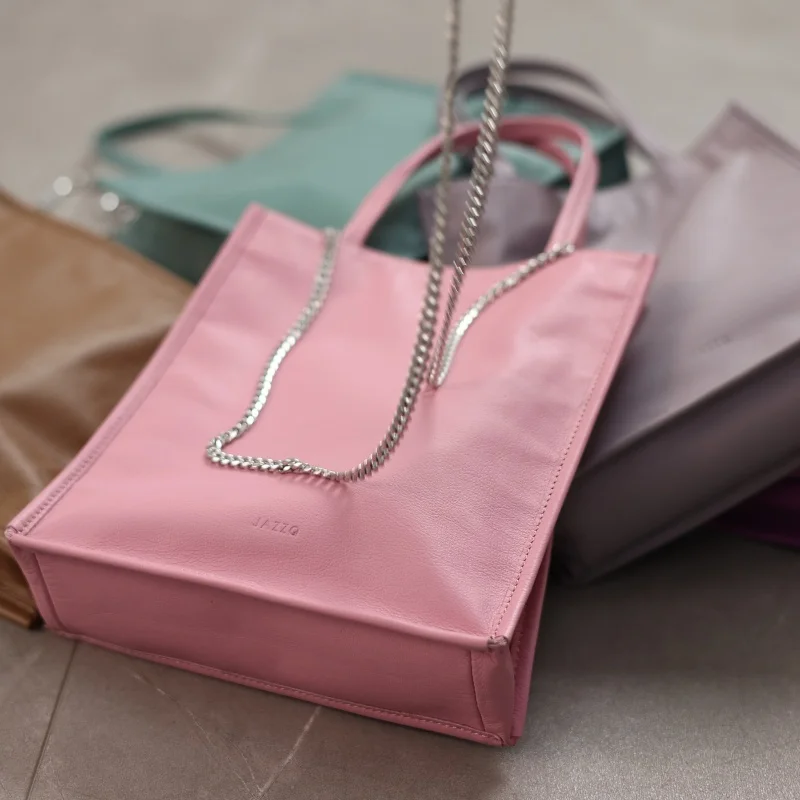 Women Colorful Genuine Leather Soft Handbag Super Light Hardware Chain Shoulder Strap Crossbody Bags
Women Colorful Genuine Leather Soft Handbag Super Light Hardware Chain Shoulder Strap Crossbody Bags