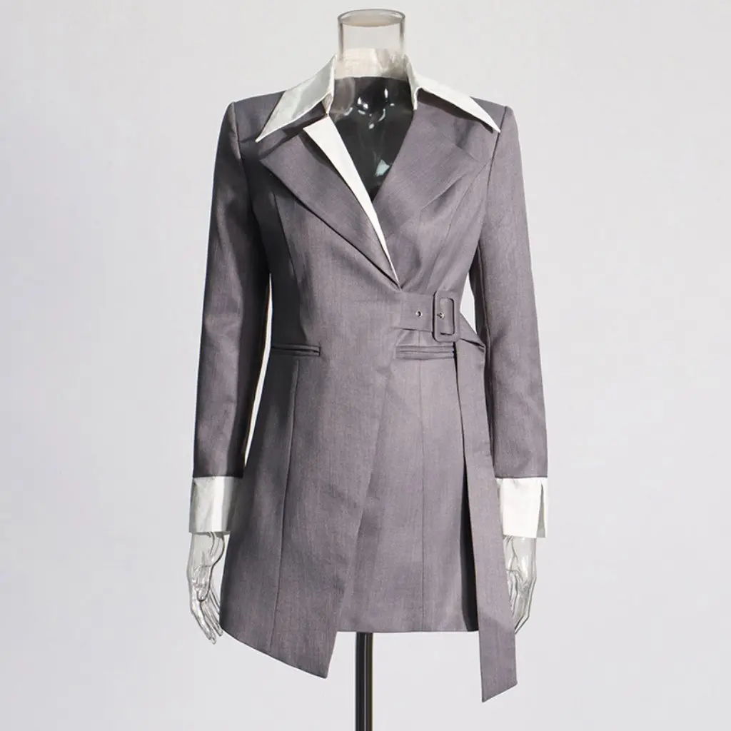 Women's Slimming Blazer Temperament Commuting Style Contrast Color Patchwork Lace Waist Autumn New Niche Design
Women's Slimming Blazer Temperament Commuting Style Contrast Color Patchwork Lace Waist Autumn New Niche Design