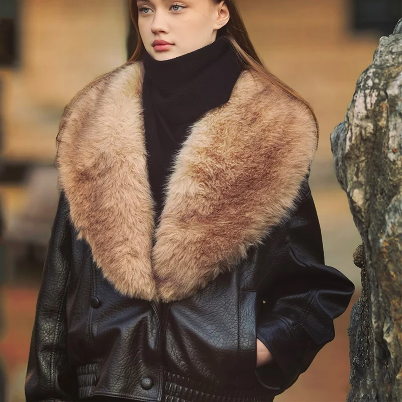 Women's Jacket 2025 New Fashion Autumn Winter Brown Detachable Faux Fur Collar Leather Jacket Casual Chic Ladies Coat
Women's Jacket 2025 New Fashion Autumn Winter Brown Detachable Faux Fur Collar Leather Jacket Casual Chic Ladies Coat