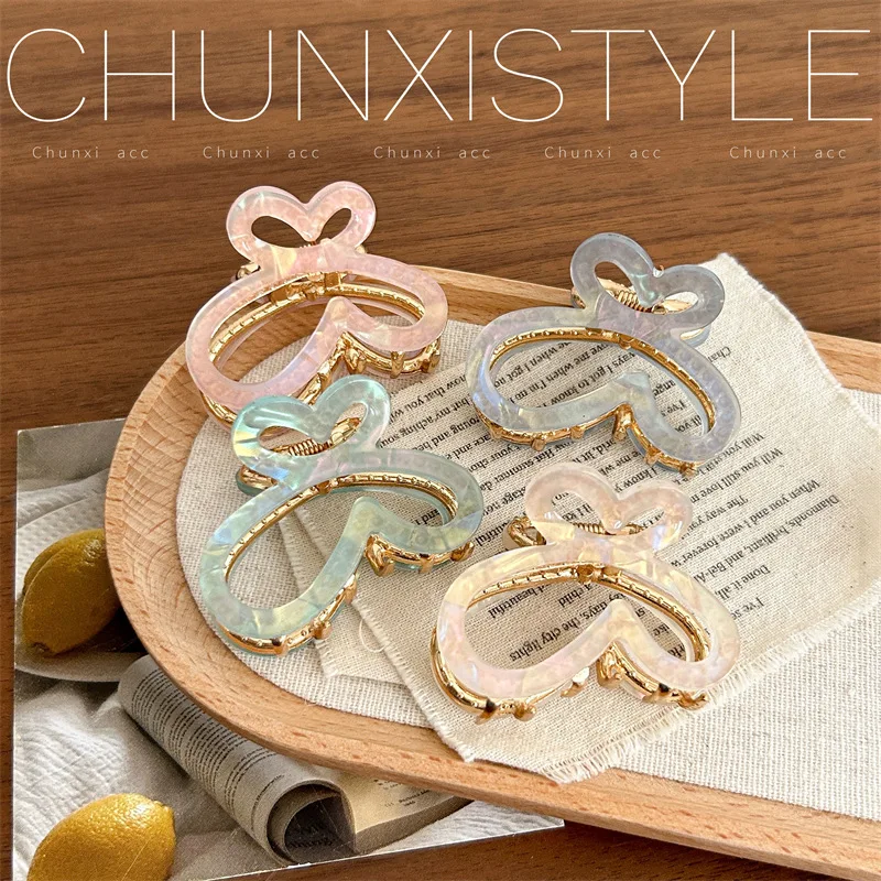 Hollow Butterfly Acetate Hair Clip for Women 2026 New Back of Head Updo Claw Non Slip Strong Hold Delicate Hair Accessories
Hollow Butterfly Acetate Hair Clip for Women 2026 New Back of Head Updo Claw Non Slip Strong Hold Delicate Hair Accessories