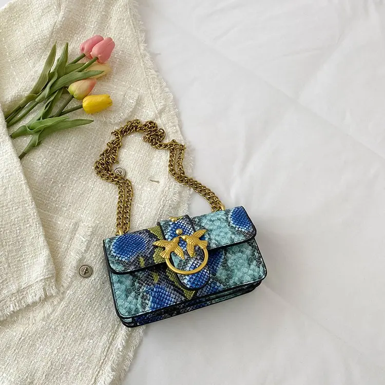 Карманный шкаф 2026, вместительная винтажная сумка через плечо, предметы первой необходимости, курчатый объем
Карманный шкаф 2026, вместительная винтажная сумка через плечо, предметы первой необходимости, курчатый объем