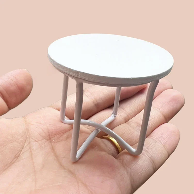 1Piece Miniature Iron Round Coffee Table 1:12 Scale for DIY Dollhouse Decor 
1Piece Miniature Iron Round Coffee Table 1:12 Scale for DIY Dollhouse Decor