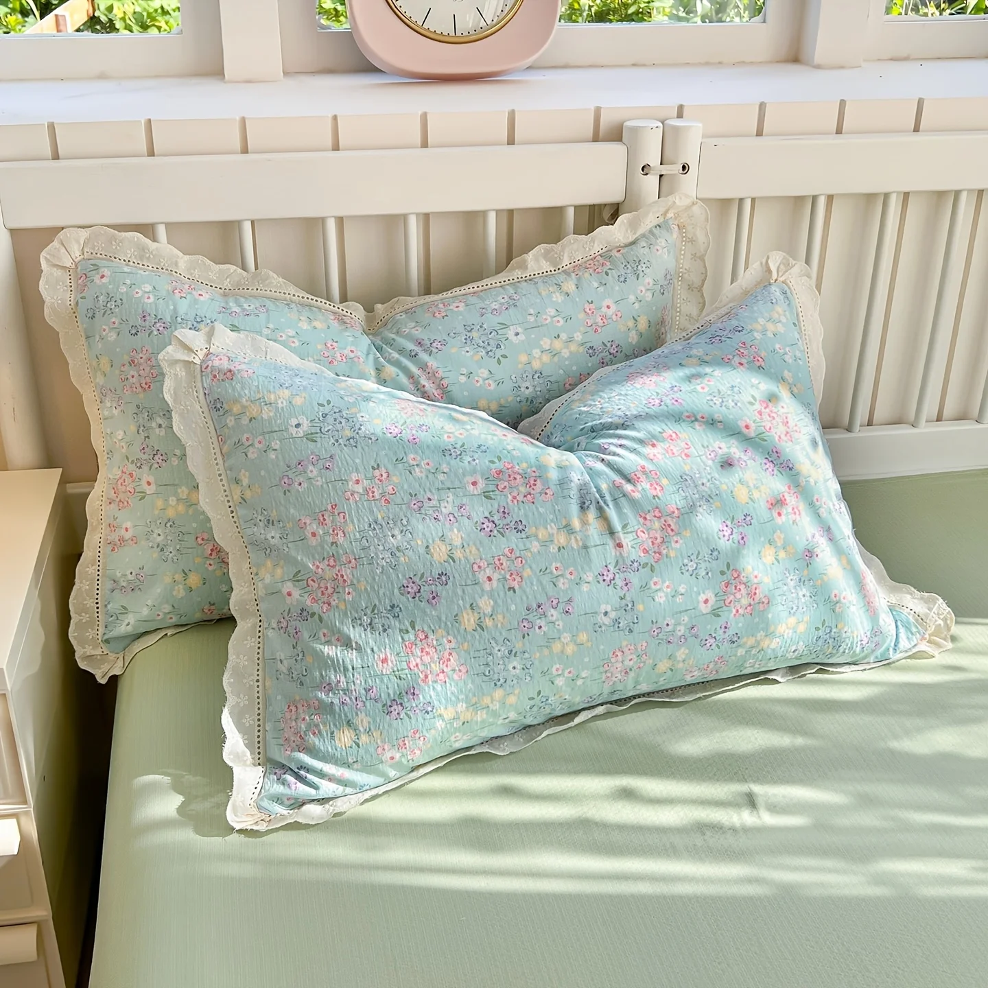 2pcs Vintage Lace-Trimmed Pillow Cases 48x74cm Fresh Floral Pillow Covers Breathable Soft Comfortable Pillow Shams Bedding Gifts
2pcs Vintage Lace-Trimmed Pillow Cases 48x74cm Fresh Floral Pillow Covers Breathable Soft Comfortable Pillow Shams Bedding Gifts
