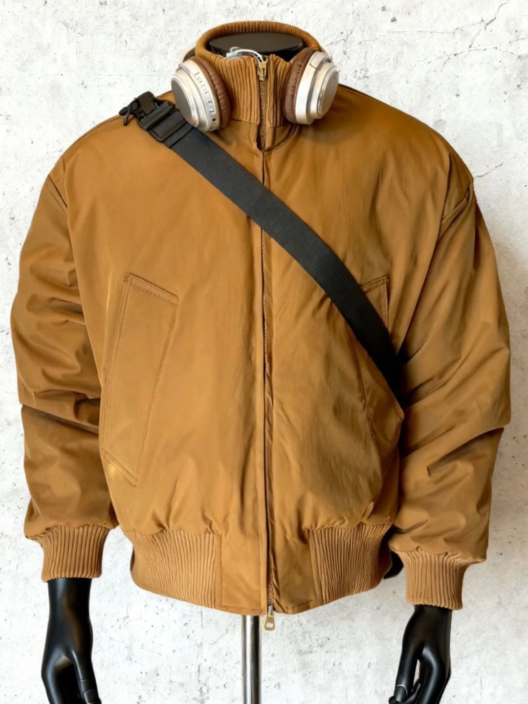 Thiened Cotton Jaet Men's ort Sle Stand Collar Baseball Coat Cleanfit Silhouette Winter Outerwear Youth Casual Faion
Thiened Cotton Jaet Men's ort Sle Stand Collar Baseball Coat Cleanfit Silhouette Winter Outerwear Youth Casual Faion