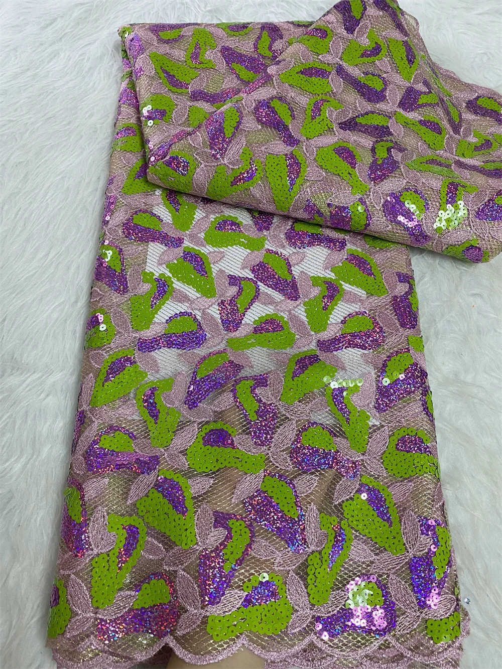 African Lace Fabric 2025 High Quality Nigerian Lace Beaded Sequins French Tulle Fabric 5 Yards For Sewing Party Wedding A1136-1
African Lace Fabric 2025 High Quality Nigerian Lace Beaded Sequins French Tulle Fabric 5 Yards For Sewing Party Wedding A1136-1