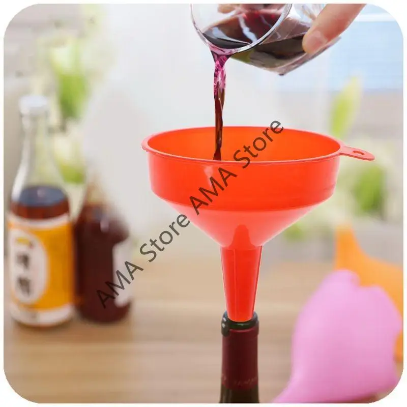 X7JF Multipurpose Plastic Pour Oil Funnel for Cars Gas Tanks Engine Oil Water Liquid Automotive Tools
X7JF Multipurpose Plastic Pour Oil Funnel for Cars Gas Tanks Engine Oil Water Liquid Automotive Tools