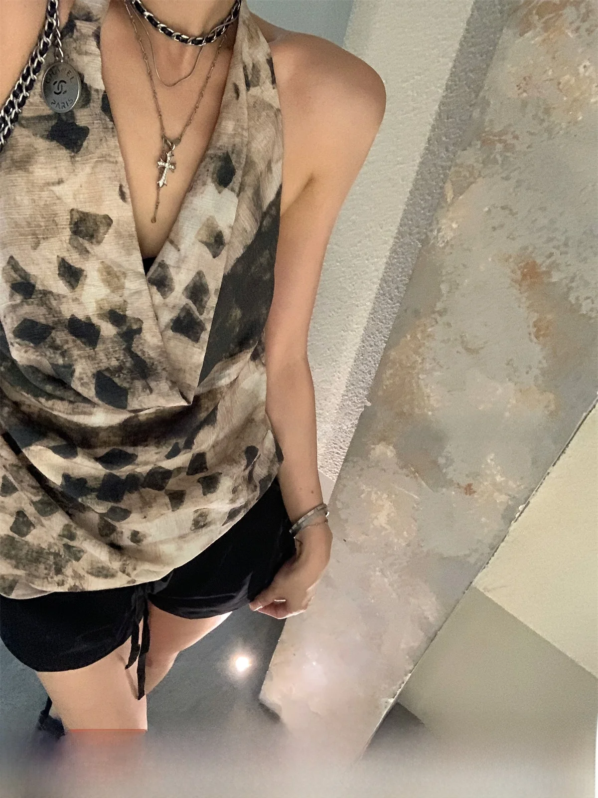 Wild Art Dyeing Bal Ne Swinging Women's Summer Top Spicy Girl Design GV Big White Brother New Sle Vest Tank Top
Wild Art Dyeing Bal Ne Swinging Women's Summer Top Spicy Girl Design GV Big White Brother New Sle Vest Tank Top