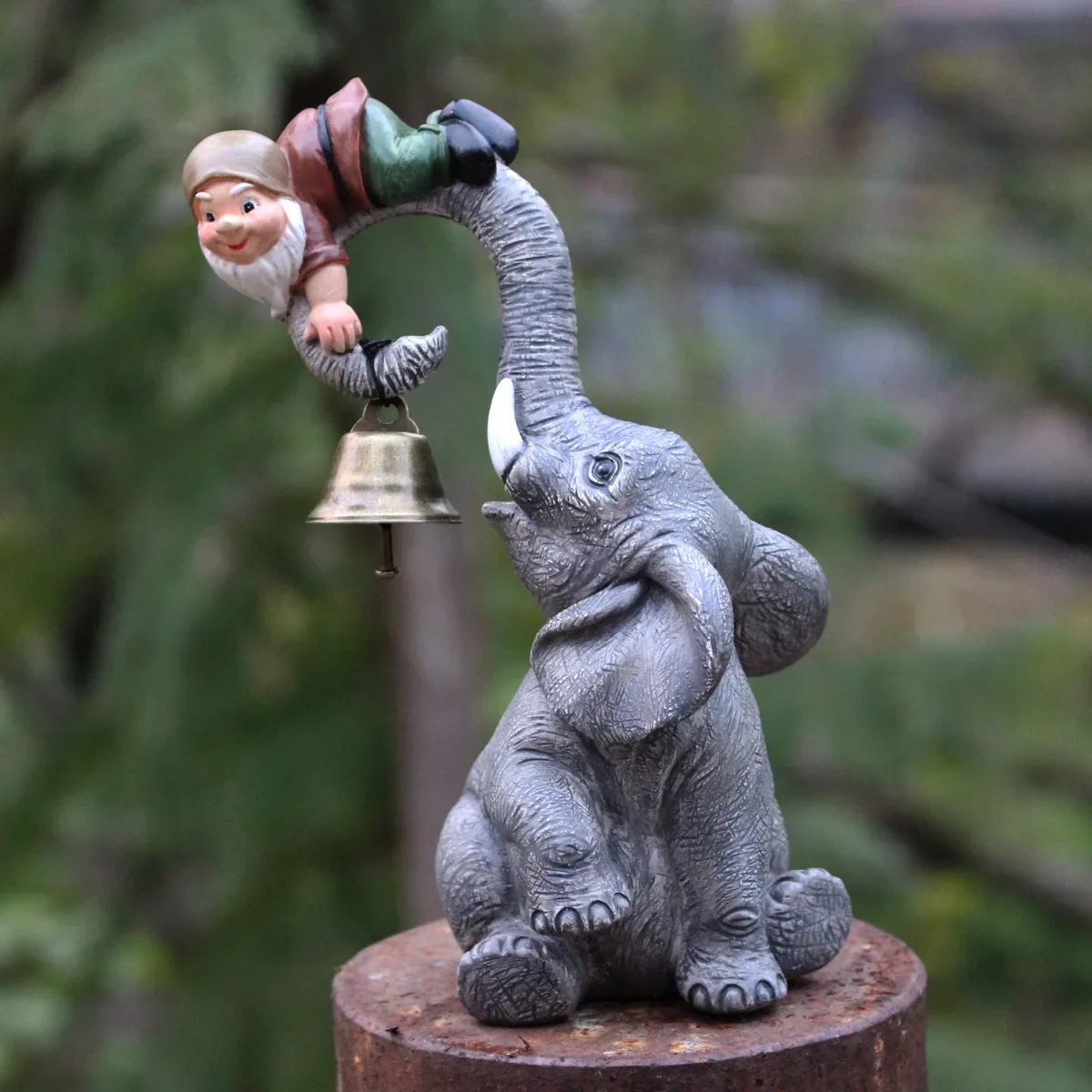 Bell elf elephant ornament resin outdoor animal statue villa garden balcony craft decoration
Bell elf elephant ornament resin outdoor animal statue villa garden balcony craft decoration
