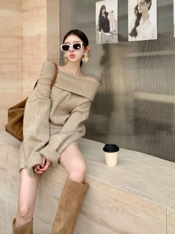 Retro Lazy Style Knitted Sweater And Shorts Two-Piece Set Comfortable High Waist Cotton Inner Elastic Long Sleeve One-Shoulder
Retro Lazy Style Knitted Sweater And Shorts Two-Piece Set Comfortable High Waist Cotton Inner Elastic Long Sleeve One-Shoulder