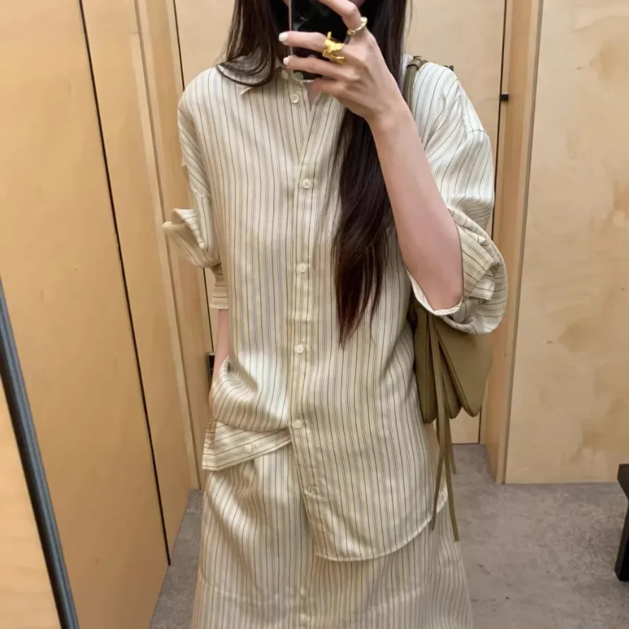 Withered Minimally Striped Silk Shirt, Loose Hanging, Shimmering, With A Falling Shoulder Feel Blouses Women's Clothes Shirts
Withered Minimally Striped Silk Shirt, Loose Hanging, Shimmering, With A Falling Shoulder Feel Blouses Women's Clothes Shirts