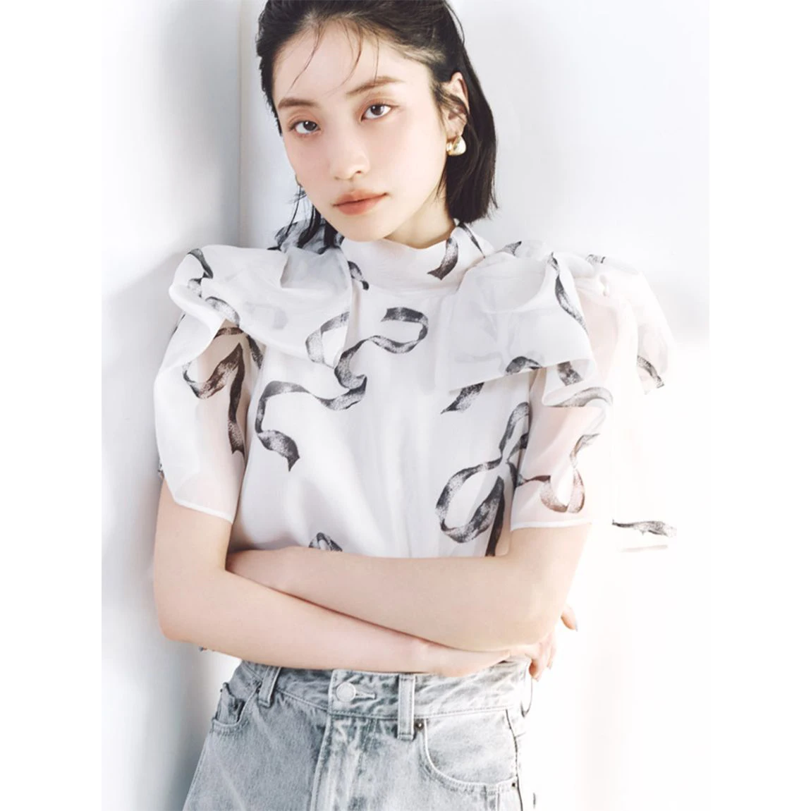 Spring 2026 Women's Casual Style Shirt Bowknot Ribbon Pattern Luster Tulle Short Sleeve Lotus Petal Sleeve Polyester Fiber
Spring 2026 Women's Casual Style Shirt Bowknot Ribbon Pattern Luster Tulle Short Sleeve Lotus Petal Sleeve Polyester Fiber