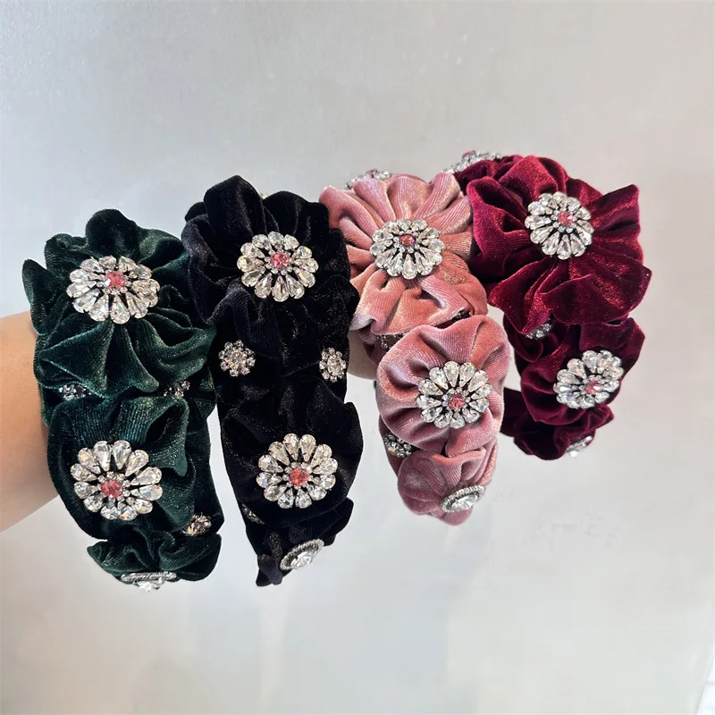 2023 Vintage Thick Flower Headbands For Women Red Green Black Pink Velvet Retro Big Bow Hairband Women Fashion Hair Accessories
2023 Vintage Thick Flower Headbands For Women Red Green Black Pink Velvet Retro Big Bow Hairband Women Fashion Hair Accessories