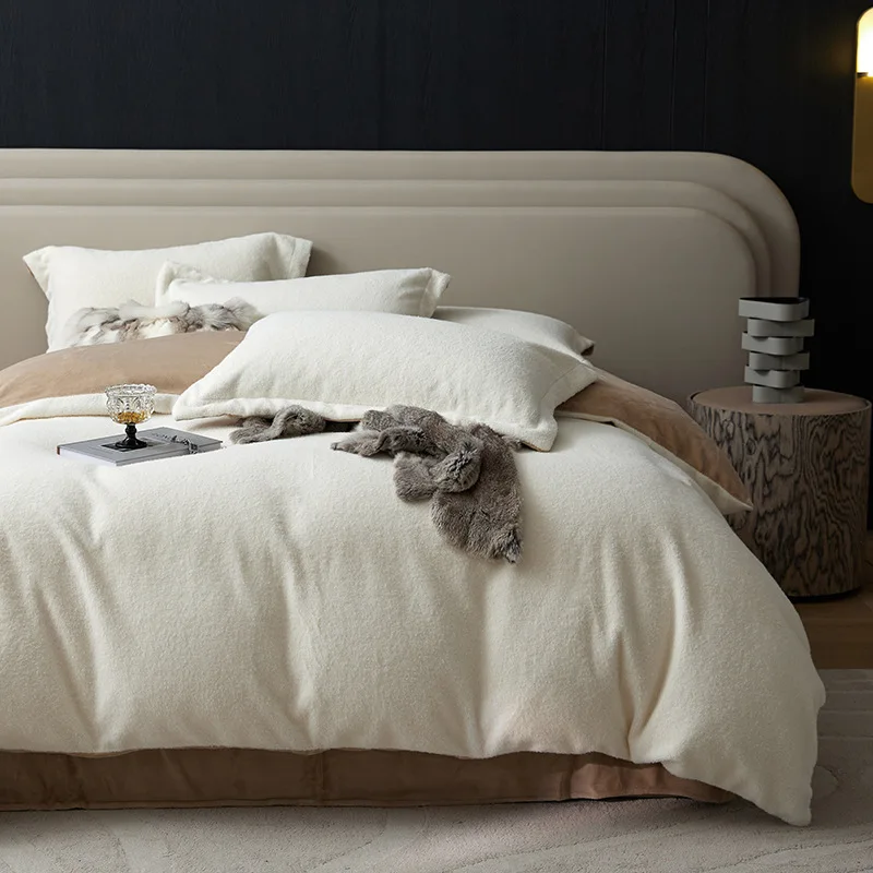 Customizable Light Luxury 350g Dolly Cashmere B Version 230g Four-piece Warm Milk Fleece Quilt Cover
Customizable Light Luxury 350g Dolly Cashmere B Version 230g Four-piece Warm Milk Fleece Quilt Cover