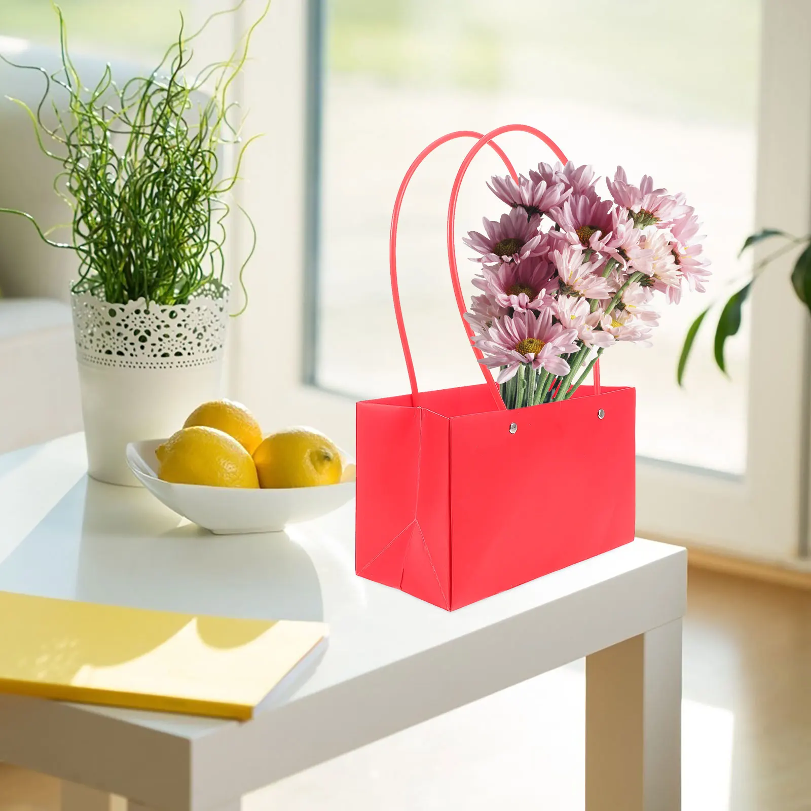 6 Pcs Waterproof Flower Basket Paper Bag Kraft Handbag for Tote Bouquet Handy Gift Woman
6 Pcs Waterproof Flower Basket Paper Bag Kraft Handbag for Tote Bouquet Handy Gift Woman