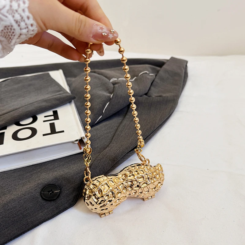 Fashion Lipstick Bag Silver Gold Metal Mini Crossbody Bag For Women Chain Handbag Cute Peanut Shell Creative Coin Purse
Fashion Lipstick Bag Silver Gold Metal Mini Crossbody Bag For Women Chain Handbag Cute Peanut Shell Creative Coin Purse