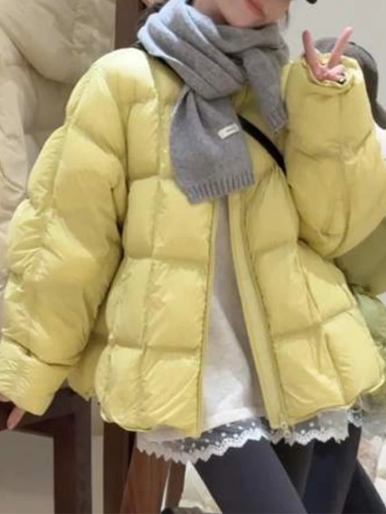 Women's Y2K short cotton jacket women's winter new item 2025 casual warm round neck bread jacket jacket new item
Women's Y2K short cotton jacket women's winter new item 2025 casual warm round neck bread jacket jacket new item