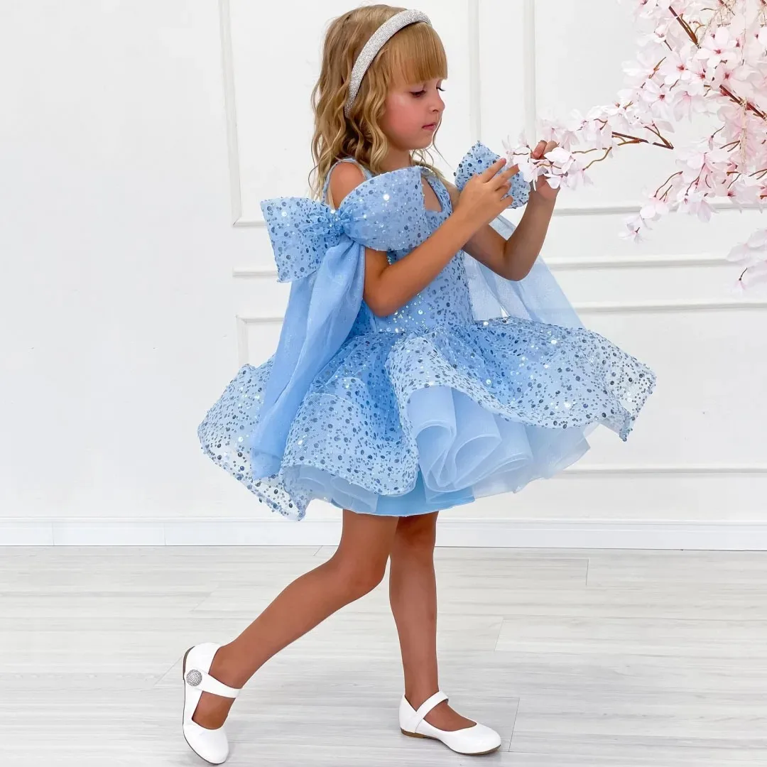 Customized Blue Flower Girl Dress For Wedding With Bows Sequins Knee Length Kids Birthday Party First Communion Ball Gowns
Customized Blue Flower Girl Dress For Wedding With Bows Sequins Knee Length Kids Birthday Party First Communion Ball Gowns