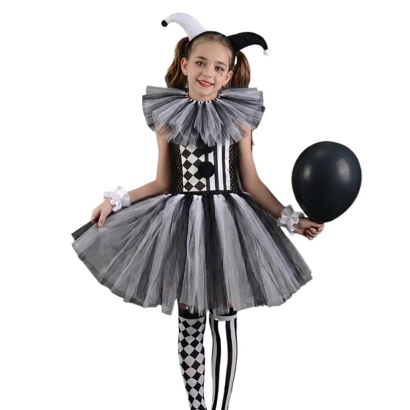 Halloween Cosplay Costume Horror Clown Black White Striped Mesh Dress Accessory Set Theme Party Role Playing Outfits for Girls
Halloween Cosplay Costume Horror Clown Black White Striped Mesh Dress Accessory Set Theme Party Role Playing Outfits for Girls