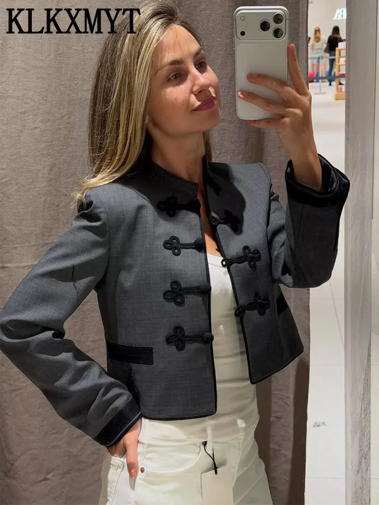 KLKXMYT Women's Blazer Spring Summer Rope Knot Buckle Slim Fit Suit Jacket Long Sleeve Commute Blazers Coat
KLKXMYT Women's Blazer Spring Summer Rope Knot Buckle Slim Fit Suit Jacket Long Sleeve Commute Blazers Coat