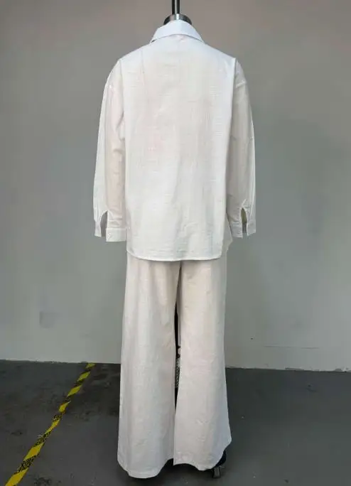 2025 autumn and winter new fashion casual lapel loose white long sleeved shirt wide leg pants set women's clothing
2025 autumn and winter new fashion casual lapel loose white long sleeved shirt wide leg pants set women's clothing