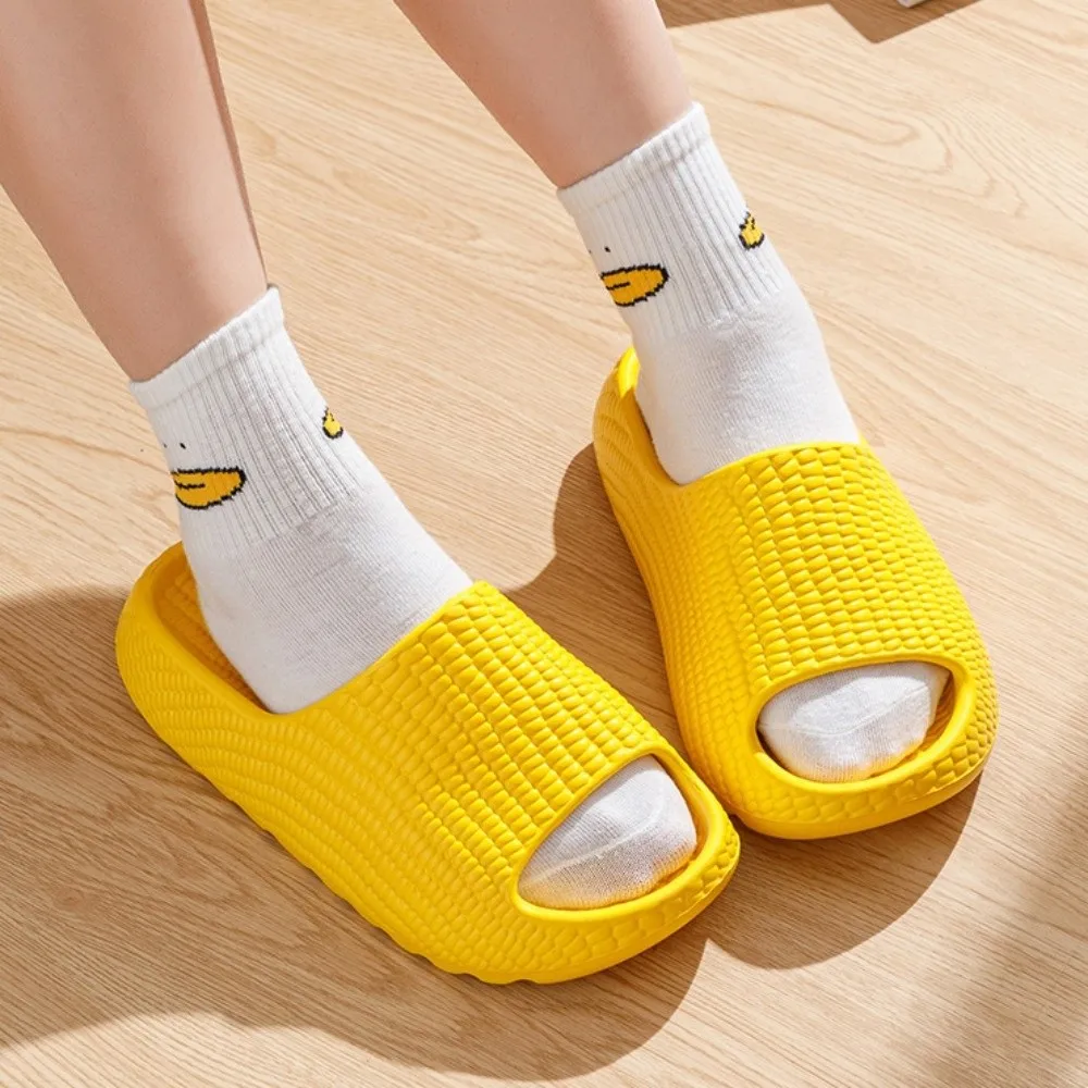 Sandal Creative Simulation Corn Slippers Funny Thick Sole Maize Slippers 3D Non-Slip EVA Slides Bedroom
Sandal Creative Simulation Corn Slippers Funny Thick Sole Maize Slippers 3D Non-Slip EVA Slides Bedroom