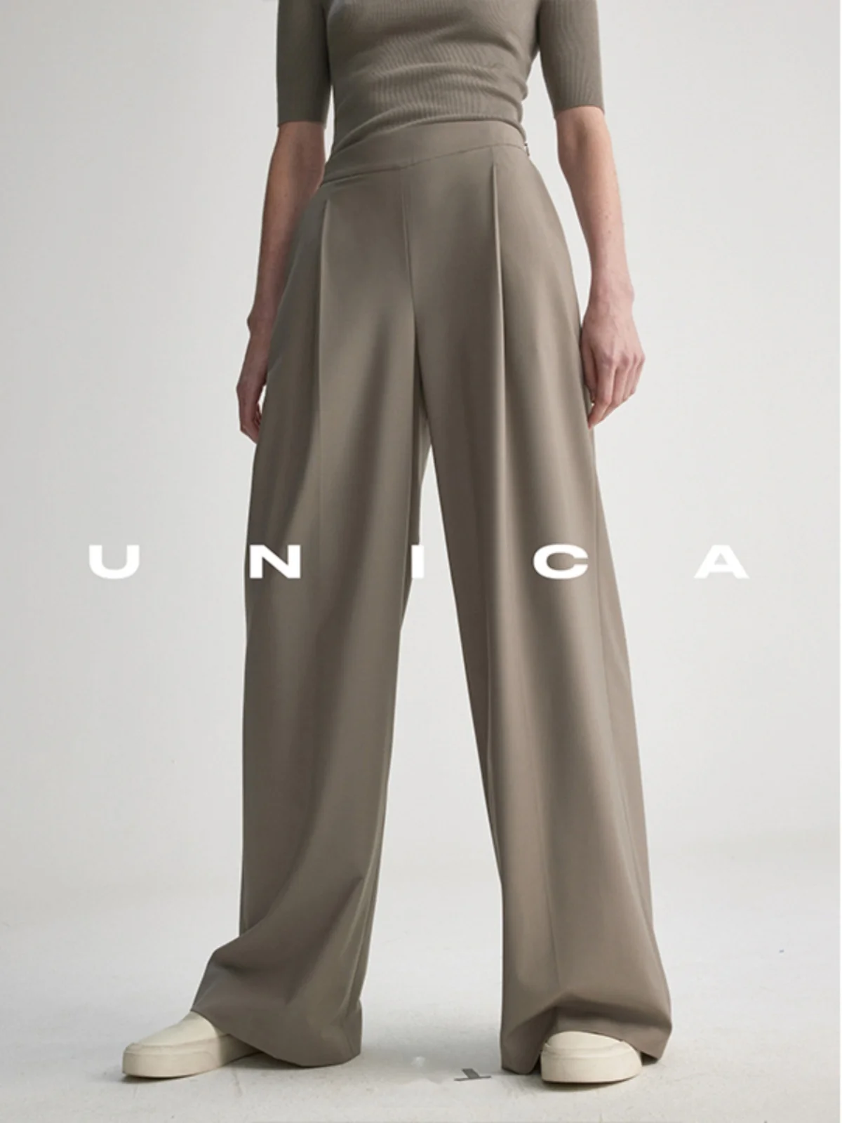 A Women's Casual Wide Leg Pants Elastic Waist Woolen V-aped Waist hine Waable Iron-Free Premium Wool Blend
A Women's Casual Wide Leg Pants Elastic Waist Woolen V-aped Waist hine Waable Iron-Free Premium Wool Blend