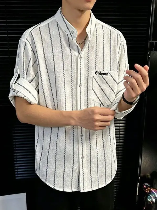 Striped Short Sleeve Color Block Men's Shirt Summer Thin Breathable Loose Casual Top Stand Collar Half Open Front Loose Fit
Striped Short Sleeve Color Block Men's Shirt Summer Thin Breathable Loose Casual Top Stand Collar Half Open Front Loose Fit