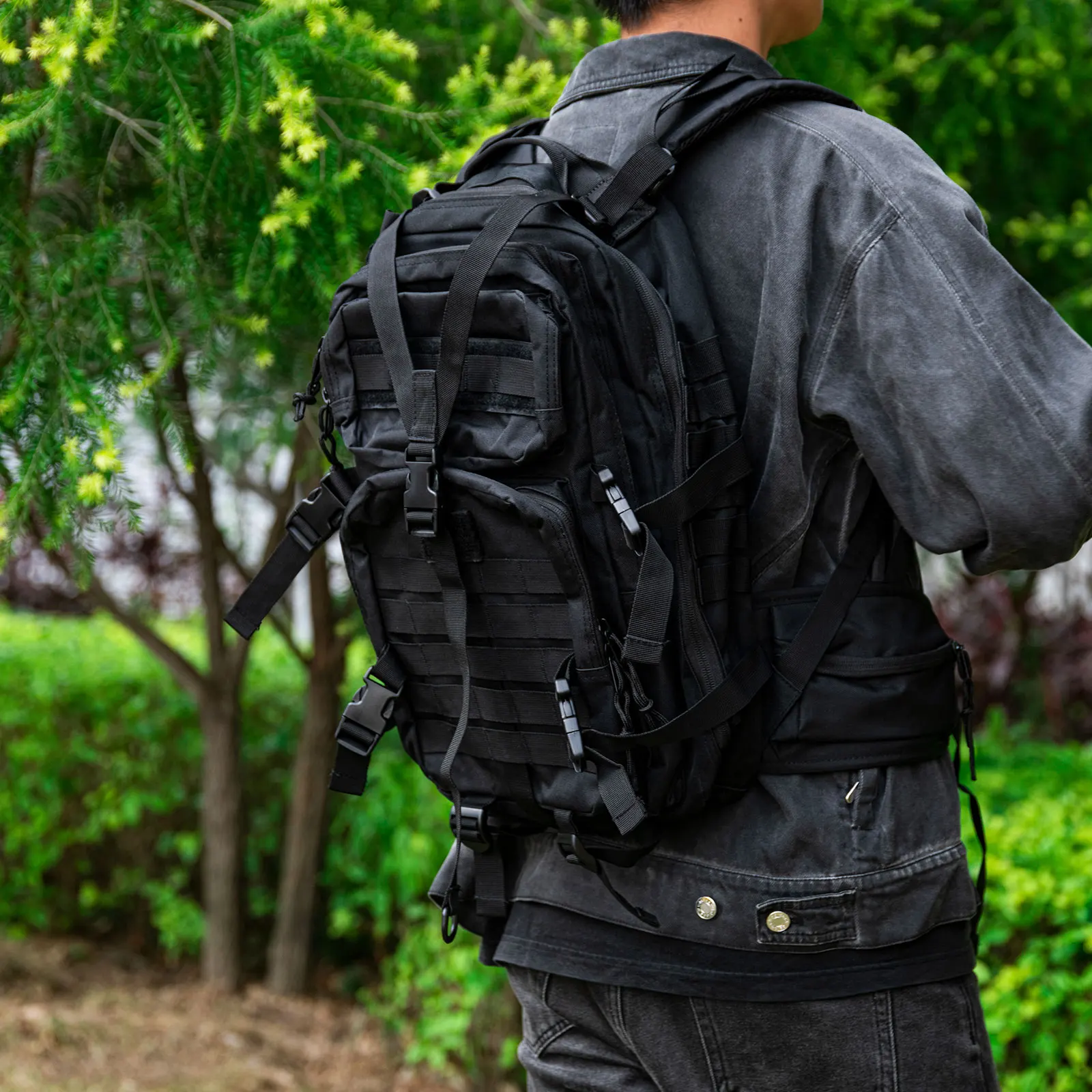 Tactical Backpack 45L Waterproof Military Molle Rucksack Multi Pocket Outdoor fishing Camping Travel for Trekking Sport
Tactical Backpack 45L Waterproof Military Molle Rucksack Multi Pocket Outdoor fishing Camping Travel for Trekking Sport