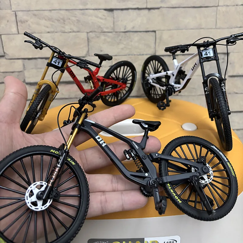 Модель велосипеда 1:8 из сплава, литая под давлением, миниатюрные игрушечные велосипеды, имитационные коллекционные подарки, игрушки для мальчиков 41A
Модель велосипеда 1:8 из сплава, литая под давлением, миниатюрные игрушечные велосипеды, имитационные коллекционные подарки, игрушки для мальчиков 41A