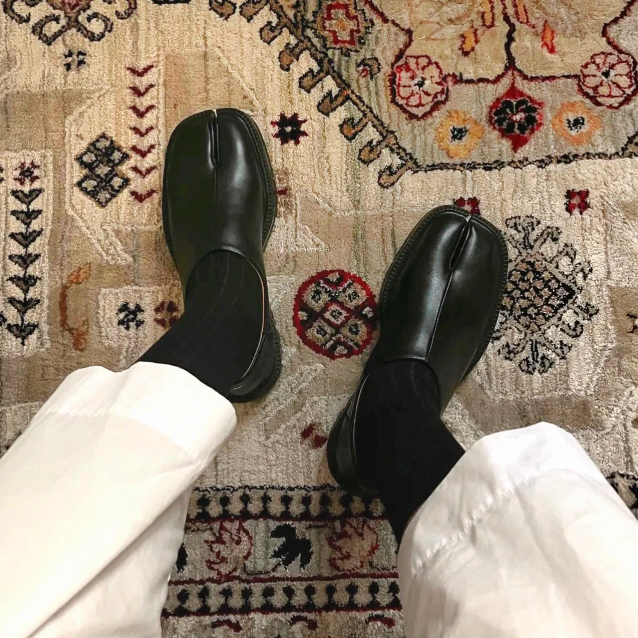 Лоферы CHMURY Tabi Babouches, туфли на плоской подошве, обувь для пар с разрезом, натуральная кожа, черные туфли на плоской подошве
Лоферы CHMURY Tabi Babouches, туфли на плоской подошве, обувь для пар с разрезом, натуральная кожа, черные туфли на плоской подошве