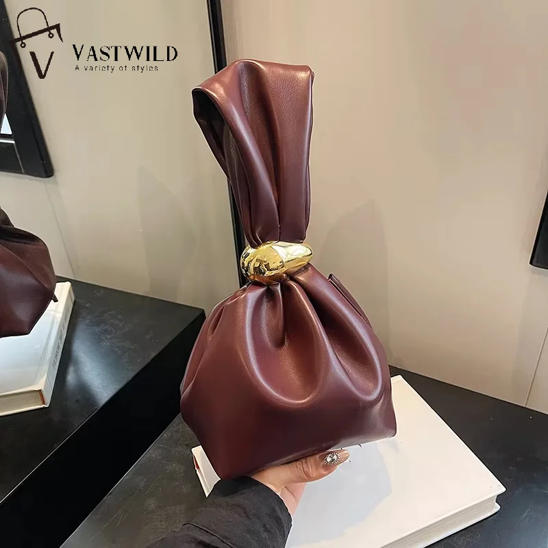 Personalised PU Soft Leather Clutch Vintage Luxury Designer Women's Pleated Mini Bucket Bag Side Zip Party Evening Bag 
Personalised PU Soft Leather Clutch Vintage Luxury Designer Women's Pleated Mini Bucket Bag Side Zip Party Evening Bag