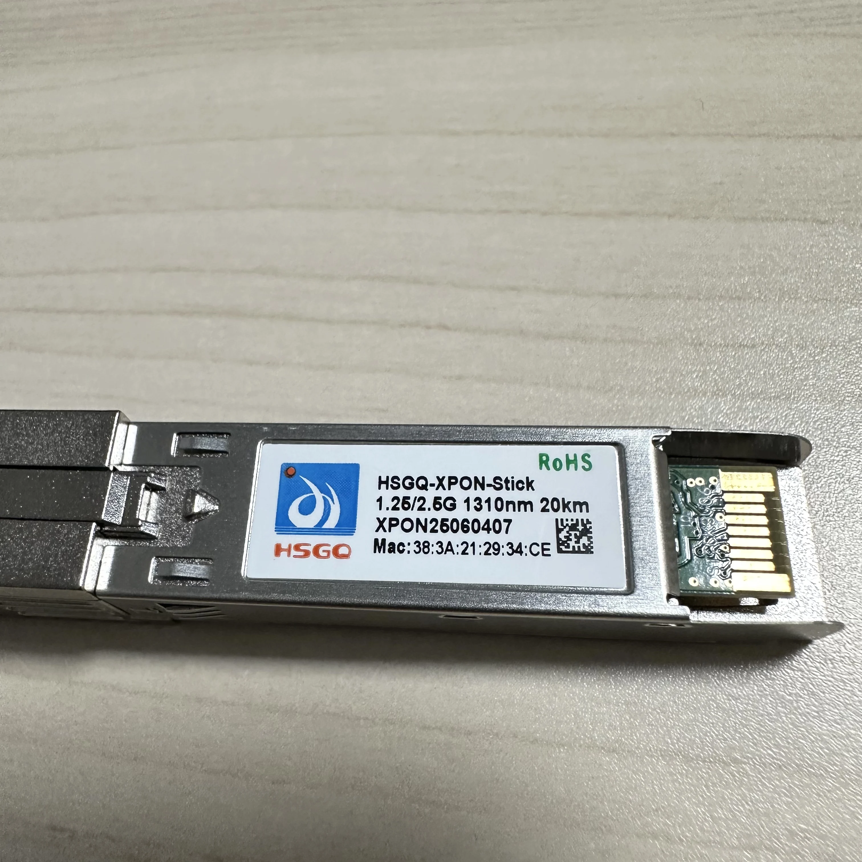 HSGQ-XPON-STICK ONU 1,25G/2,5G SFP Pon Stick с разъемом MAC PPPoE IPoE HGU SC 1310/1490 нм 20 км OLT ONU MAC gpon
HSGQ-XPON-STICK ONU 1,25G/2,5G SFP Pon Stick с разъемом MAC PPPoE IPoE HGU SC 1310/1490 нм 20 км OLT ONU MAC gpon