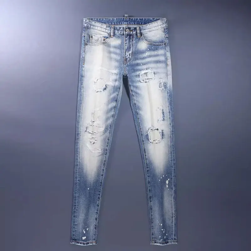 High Street Fashion New Jeans with Wrinkles, Paintings, Scratches, Washed Water, Nostalgic Elasticity, Slim Fit, Retro Light Blu
High Street Fashion New Jeans with Wrinkles, Paintings, Scratches, Washed Water, Nostalgic Elasticity, Slim Fit, Retro Light Blu