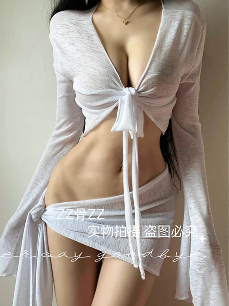 New Transparent Sexy Beach Vacation Strap Cardigan T-shirt+one-piece Strap Short Skirt Set V Neck Sweet White Women Set SDO7
New Transparent Sexy Beach Vacation Strap Cardigan T-shirt+one-piece Strap Short Skirt Set V Neck Sweet White Women Set SDO7