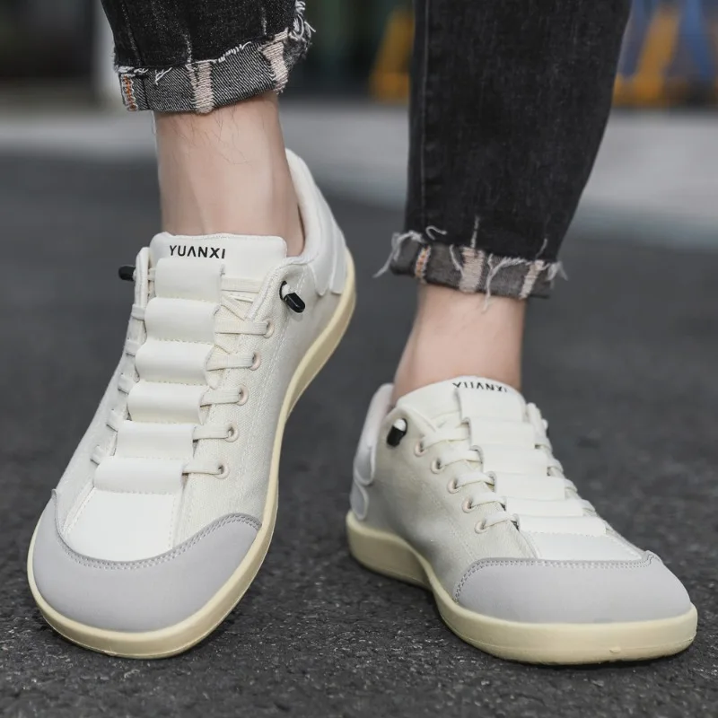 Unisex Barefoot Wide Toe Shoes Women Men Artificial Leather Minimalist Sneakers Adjustable Slip on Walking Shoes
Unisex Barefoot Wide Toe Shoes Women Men Artificial Leather Minimalist Sneakers Adjustable Slip on Walking Shoes