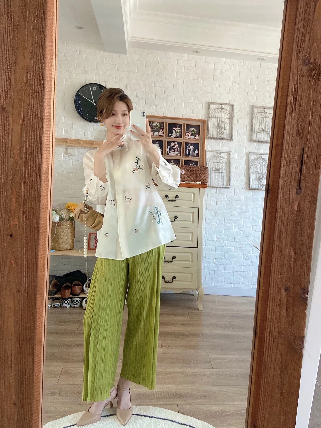 Folded Straight Leg Pants Women's High Waist Trousers Summer Casual Polyester Fiber Commute Style Folded Design Sensation
Folded Straight Leg Pants Women's High Waist Trousers Summer Casual Polyester Fiber Commute Style Folded Design Sensation