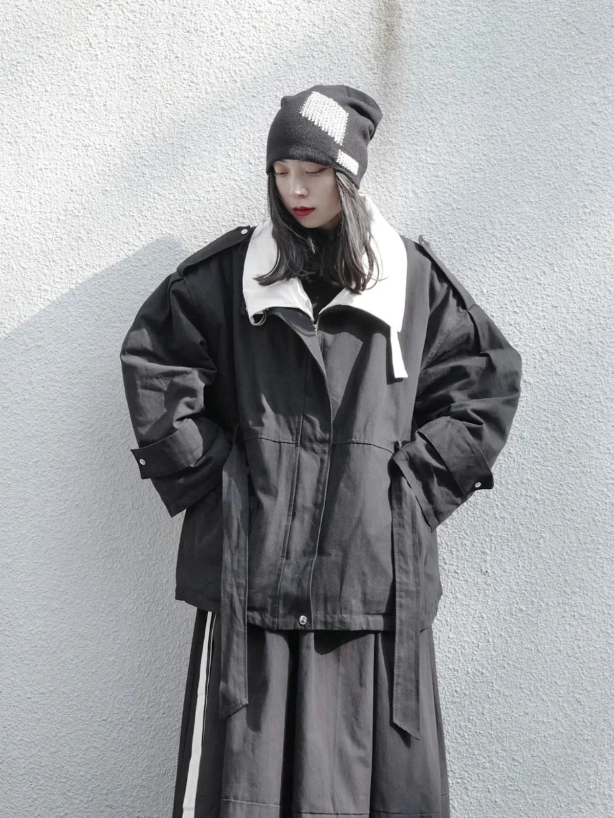 Winter Thickened Unisex Wide Version Cotton Jacket Original Design Patchwork White Dark Yohji Mountain Punk Street Style...
Winter Thickened Unisex Wide Version Cotton Jacket Original Design Patchwork White Dark Yohji Mountain Punk Street Style...