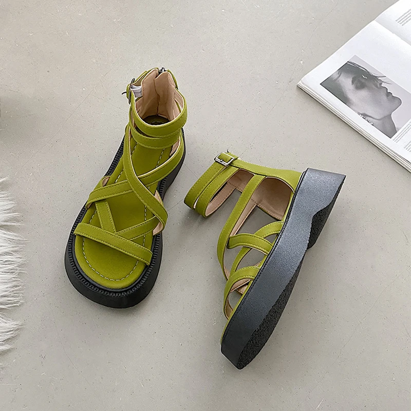 Platform Wedge Women Sandals Summer New Black Vintage Retro Casual Fashion Mid Heel Elegance Lady Shoes
Platform Wedge Women Sandals Summer New Black Vintage Retro Casual Fashion Mid Heel Elegance Lady Shoes