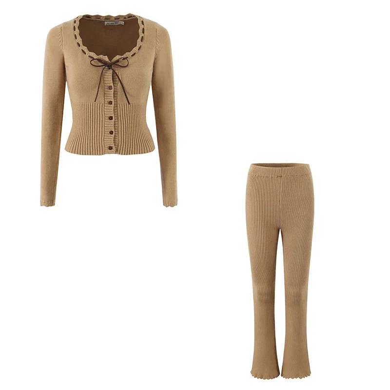 Тонкие брюки-клеш с высокой талией, комплект из двух предметов, весенне-осенние вязаные брюки, женские однобортные топы на шнуровке с длинными рукавами
Тонкие брюки-клеш с высокой талией, комплект из двух предметов, весенне-осенние вязаные брюки, женские однобортные топы на шнуровке с длинными рукавами