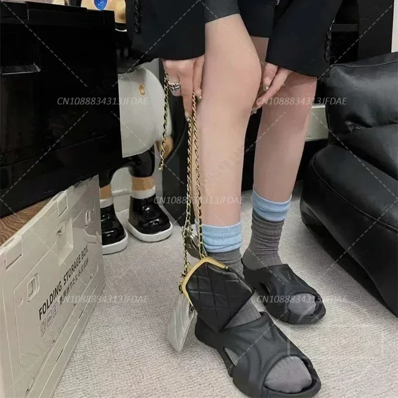 Autumn and Winter Socks Women Contrast Color False Double Layer Spliced Layered Socks Women Medium Length Socks
Autumn and Winter Socks Women Contrast Color False Double Layer Spliced Layered Socks Women Medium Length Socks