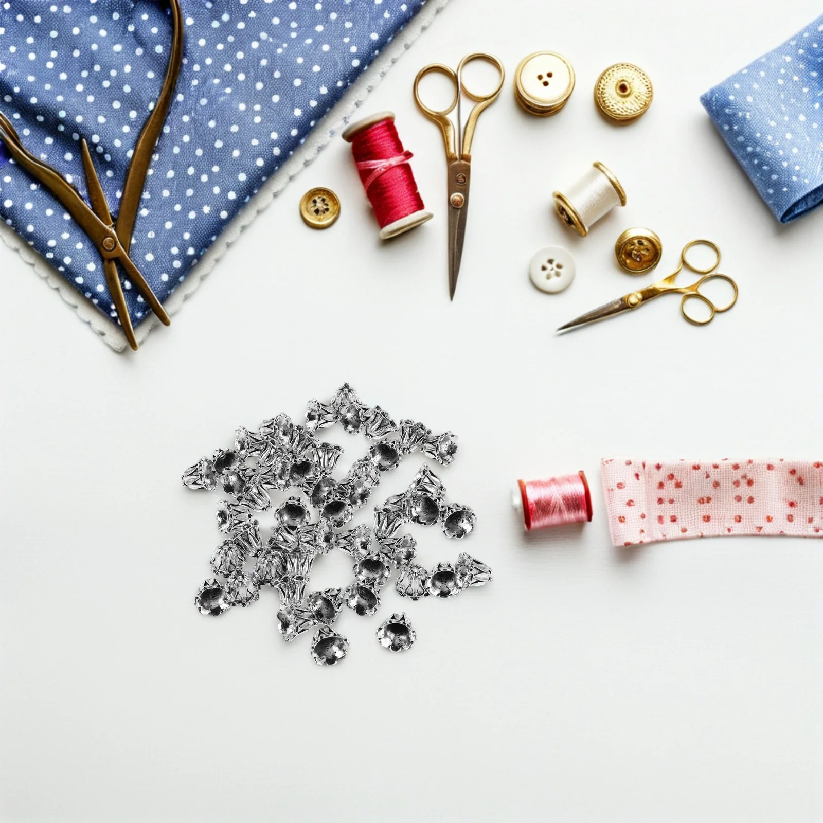 50pcs Vintage Alloy Flower Elegant Floral Covers Earrings Bracelets Metal End Diy Necklace Crafting Design Bead
50pcs Vintage Alloy Flower Elegant Floral Covers Earrings Bracelets Metal End Diy Necklace Crafting Design Bead