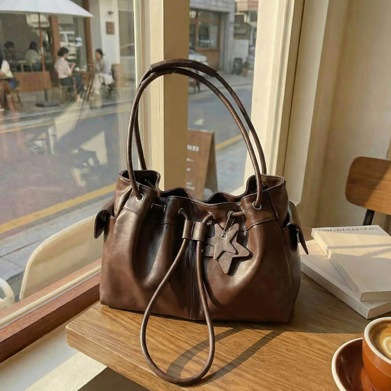 Shoulder Bag Large-capacity Retro Underarm Crossbody Bag Women New Simple Casual Fashionable Cmfortable Solid All-matching
Shoulder Bag Large-capacity Retro Underarm Crossbody Bag Women New Simple Casual Fashionable Cmfortable Solid All-matching