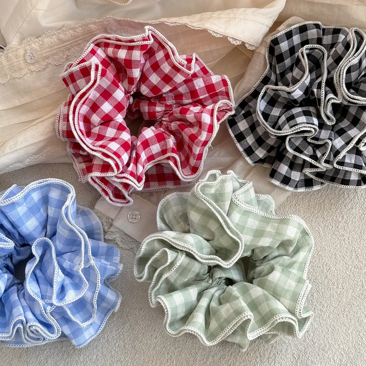 Large hair accessories big korean elastic bands rubber for women girl scrunchie popular vintage fascinator Headdress fashion new
Large hair accessories big korean elastic bands rubber for women girl scrunchie popular vintage fascinator Headdress fashion new