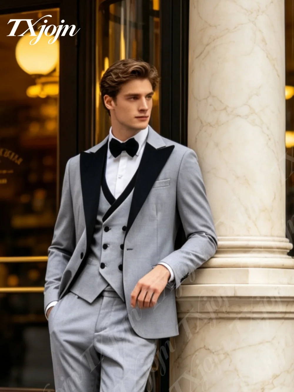 Elegant Light Gray 3PCS Formal Suit Versatile Black Velvet Peak Lapel For Men Slim Fit Tuxedo Set For Wedding Special Occasions
Elegant Light Gray 3PCS Formal Suit Versatile Black Velvet Peak Lapel For Men Slim Fit Tuxedo Set For Wedding Special Occasions
