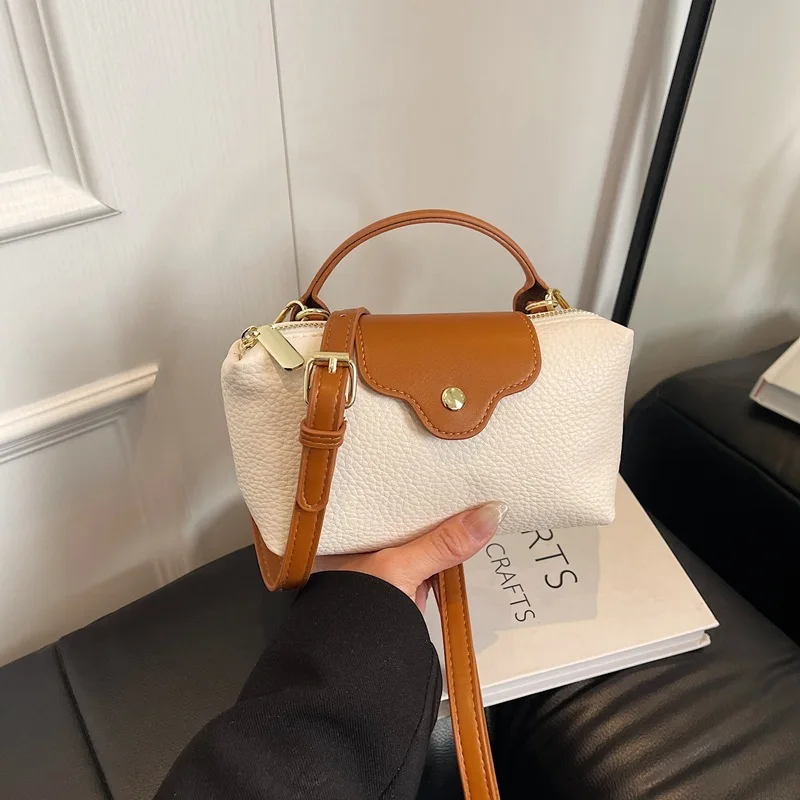 Fashionable Commuting Bag For Work Minimalist And Casual Single-shoulder Bag For Women Handheld Large Capacity Bags
Fashionable Commuting Bag For Work Minimalist And Casual Single-shoulder Bag For Women Handheld Large Capacity Bags