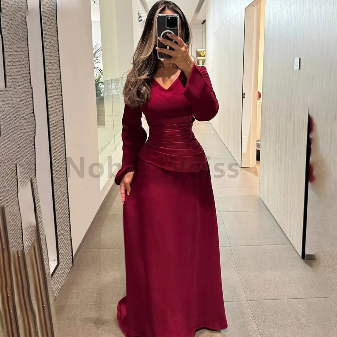 V Neck Satin Pleat Evening Dresses Long Sleeves Formal Party Gowns for Women Prom Dress Customized
V Neck Satin Pleat Evening Dresses Long Sleeves Formal Party Gowns for Women Prom Dress Customized