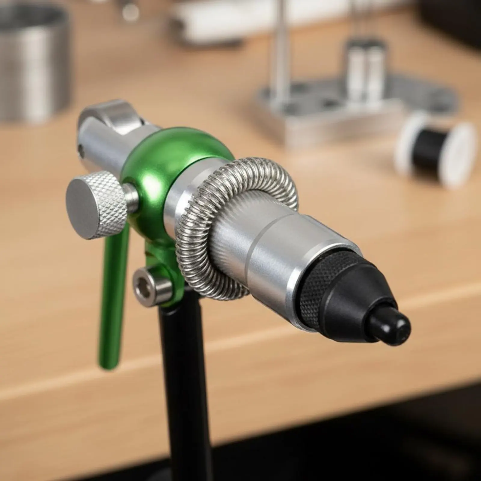 Rotary Fly Tying Vise Long-Lasting Alloy Construction Fly Tying Vise for Hobbyists
Rotary Fly Tying Vise Long-Lasting Alloy Construction Fly Tying Vise for Hobbyists