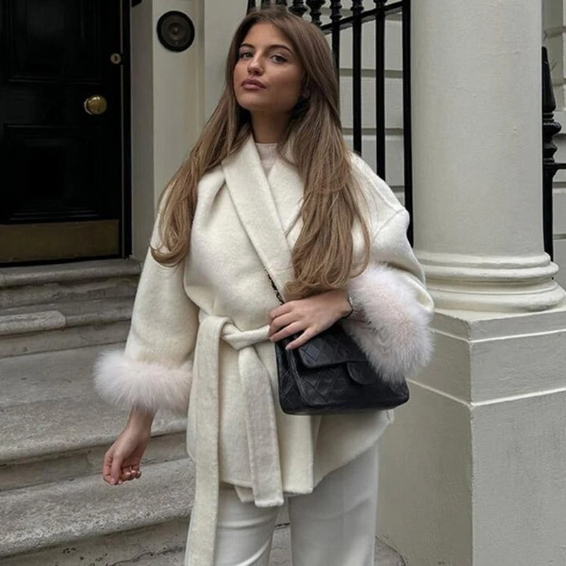 Женское пальто 2026, зима-весна, новые шикарные пальто с длинными рукавами и мехом, пальто с поясом для женщин, элегантные новые пальто High Street
Женское пальто 2026, зима-весна, новые шикарные пальто с длинными рукавами и мехом, пальто с поясом для женщин, элегантные новые пальто High Street