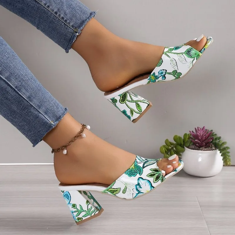 Printed Slippers Women Summer 2026 New Thick-heeled Popular High-heeled Sexy Elegant Half-slippers Open Toe Casual Basic Sandals
Printed Slippers Women Summer 2026 New Thick-heeled Popular High-heeled Sexy Elegant Half-slippers Open Toe Casual Basic Sandals