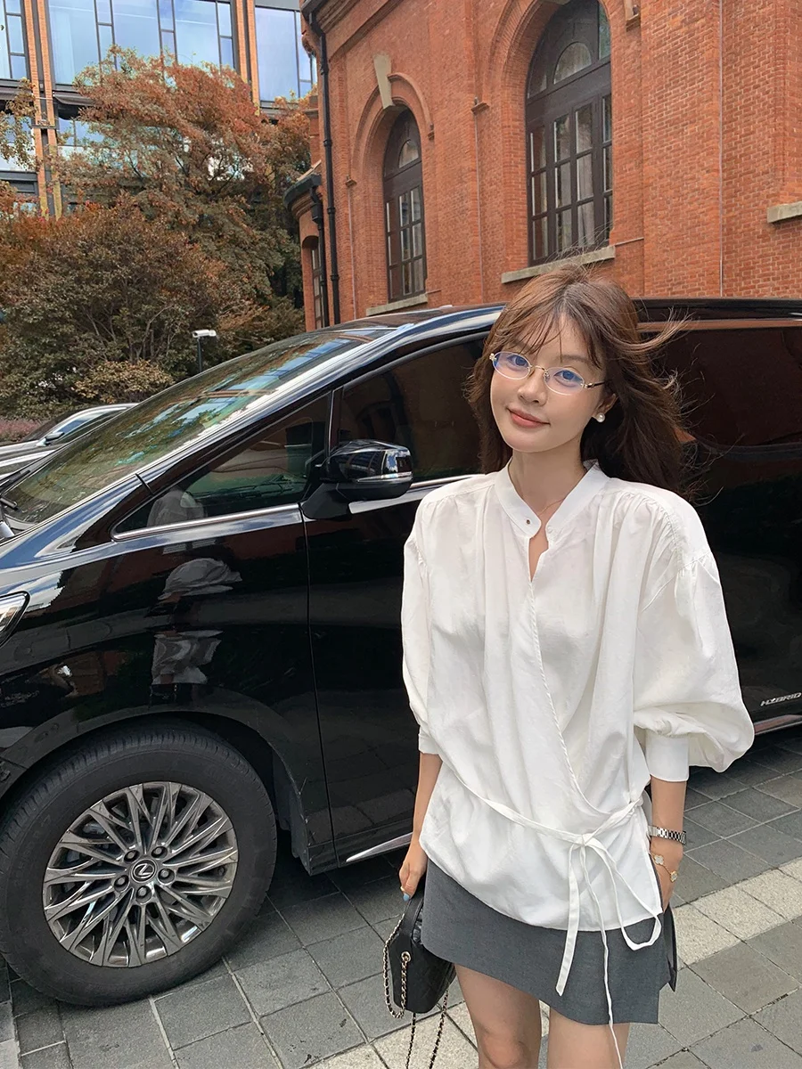 Женская универсальная блузка MUKOK Rba Slim Fit из льна с рукавами-фонариками, белая, удобная, дышащая, с длинными рукавами и воротником-стойкой
Женская универсальная блузка MUKOK Rba Slim Fit из льна с рукавами-фонариками, белая, удобная, дышащая, с длинными рукавами и воротником-стойкой